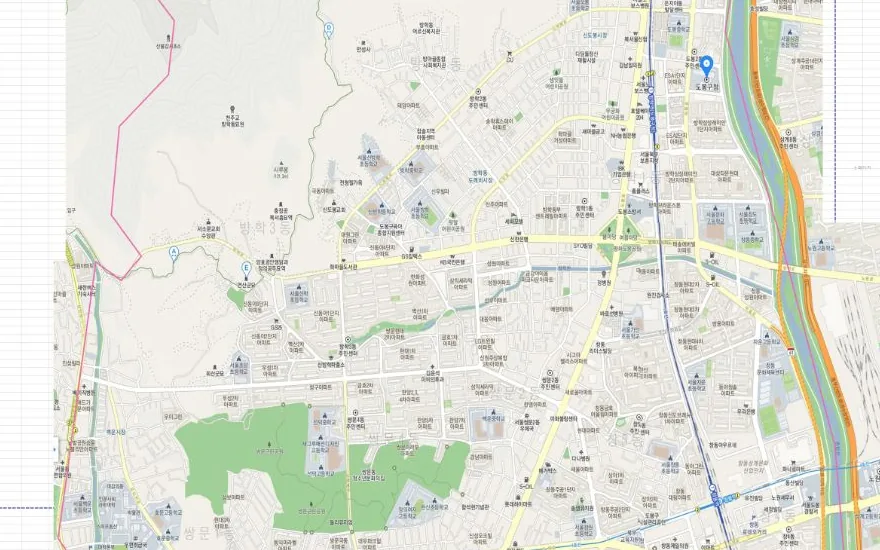 Detailed map of central Dobong-gu with transit lines, schools and housing blocks